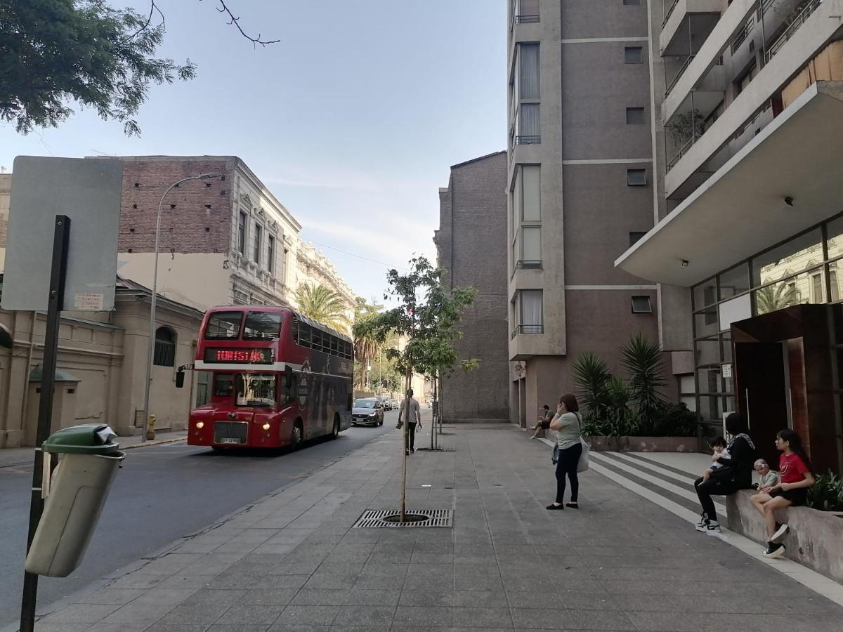 Una Habitacion Privada Con Bano Privado En Centro Historico Santiago Luaran gambar