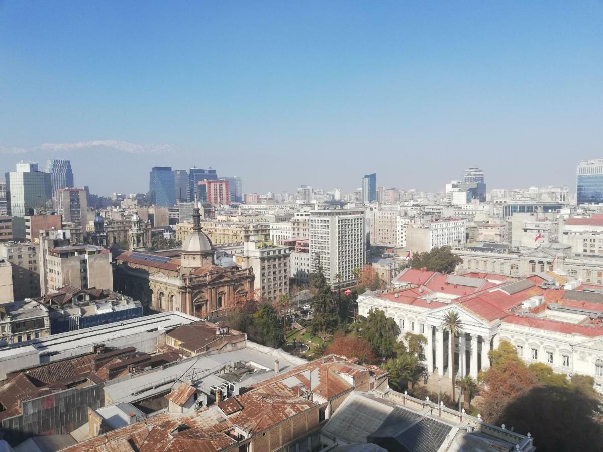 Una Habitacion Privada Con Bano Privado En Centro Historico Santiago Luaran gambar
