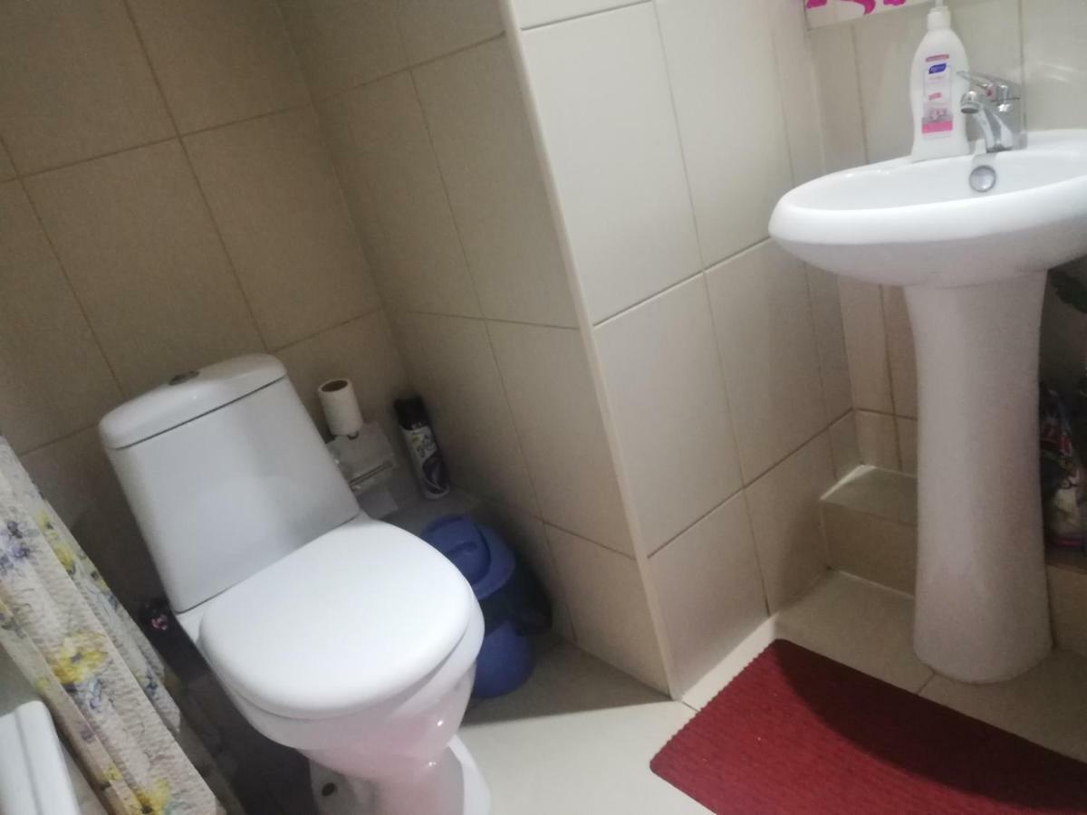 Una Habitacion Privada Con Bano Privado En Centro Historico Santiago Luaran gambar