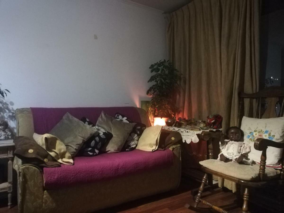 Una Habitacion Privada Con Bano Privado En Centro Historico Santiago Luaran gambar