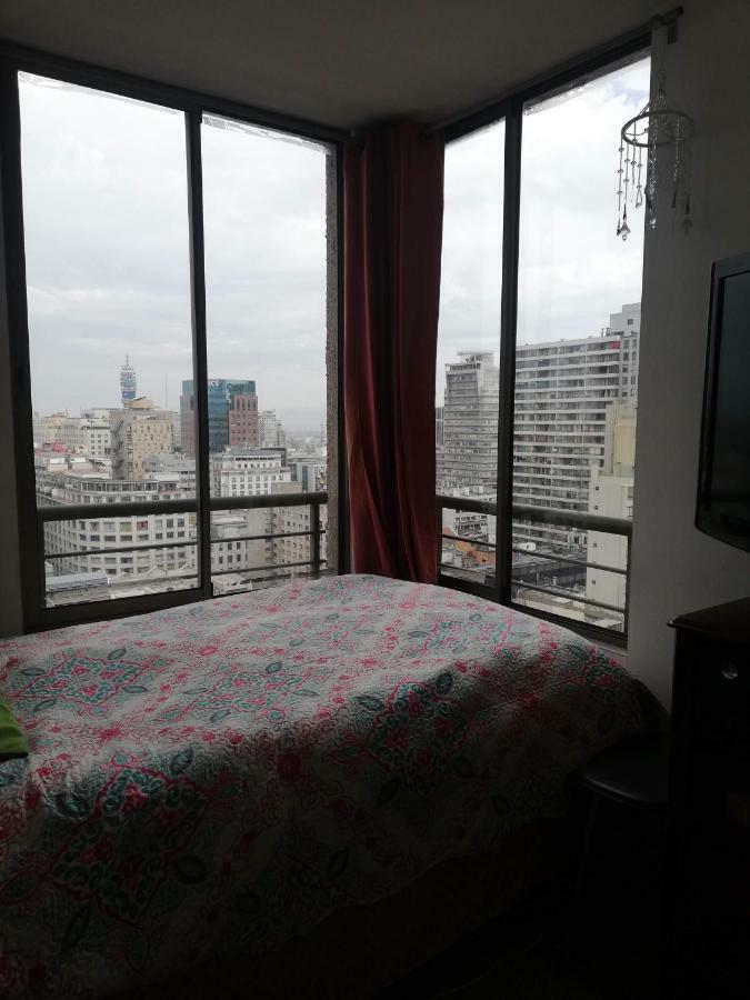 Una Habitacion Privada Con Bano Privado En Centro Historico Santiago Luaran gambar