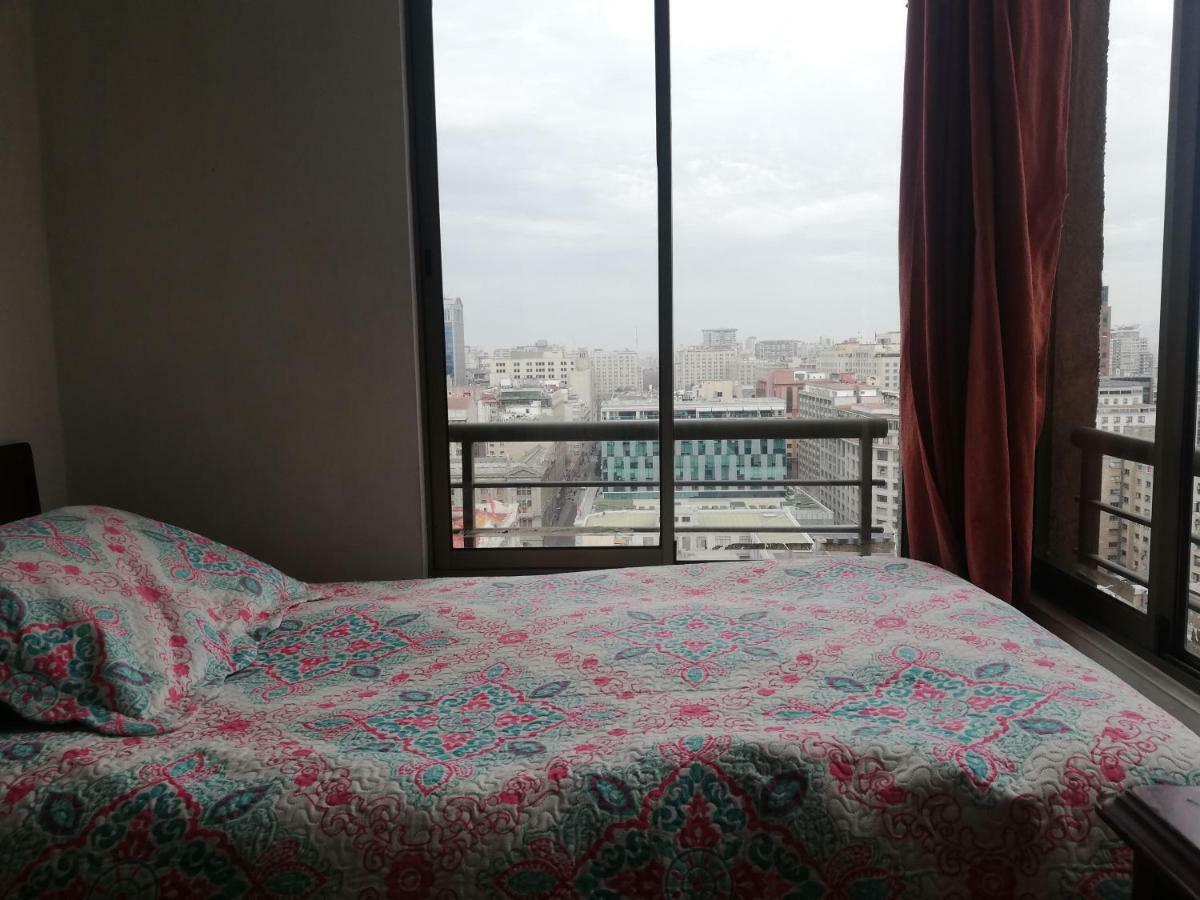 Una Habitacion Privada Con Bano Privado En Centro Historico Santiago Luaran gambar