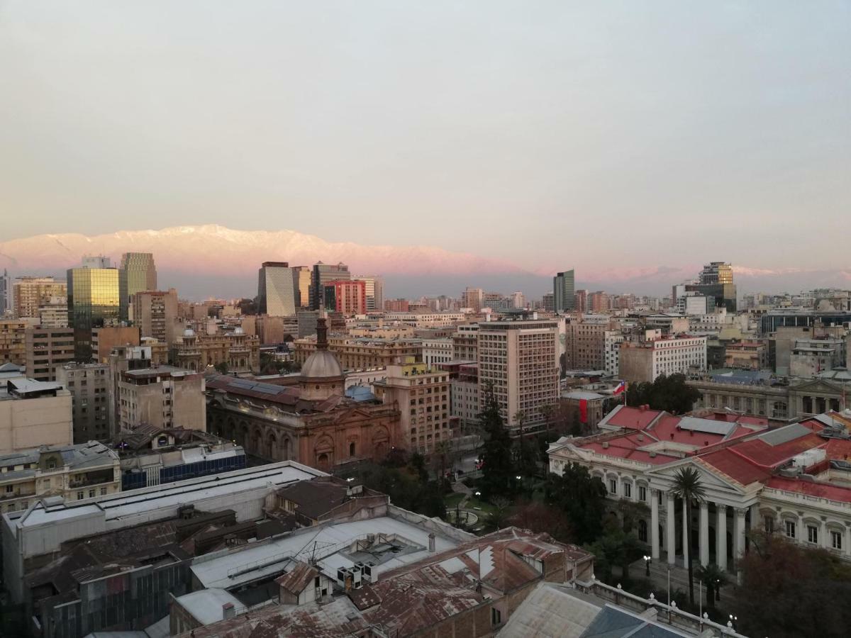 Una Habitacion Privada Con Bano Privado En Centro Historico Santiago Luaran gambar